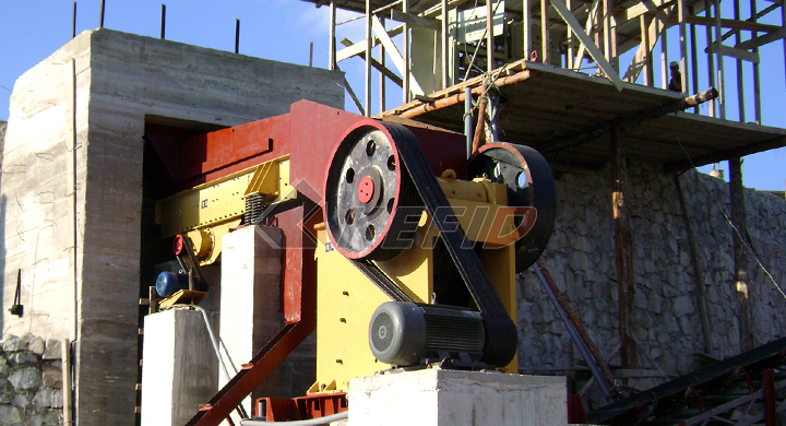 KEFID 100-150tph Riverstone дробления линии в Алжире